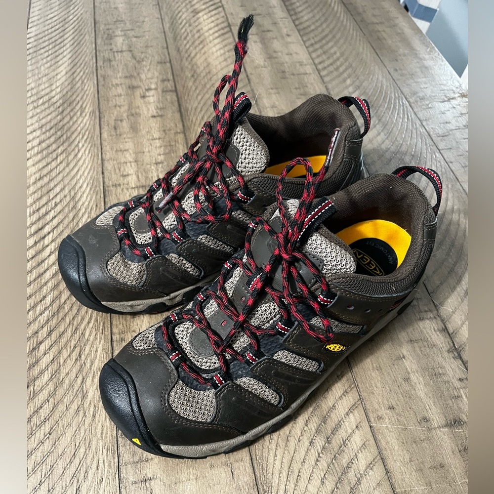 Keen Men's Brown Koven 1011276 Low Top Outdoor Trail Hiking Shoes Size 9